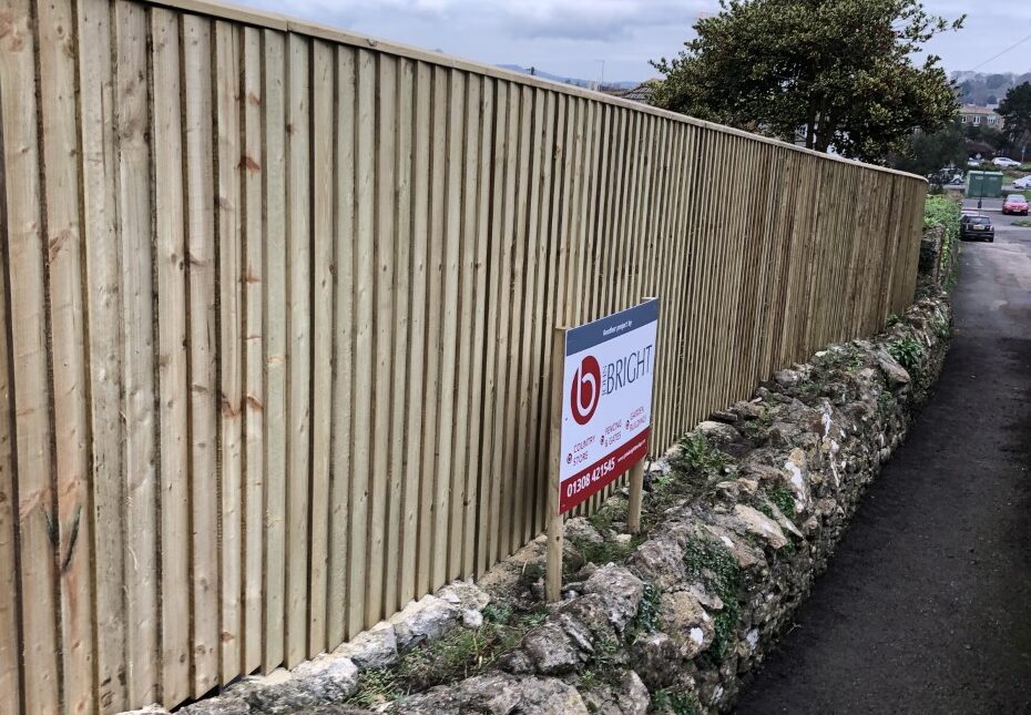 Featheredge fencing